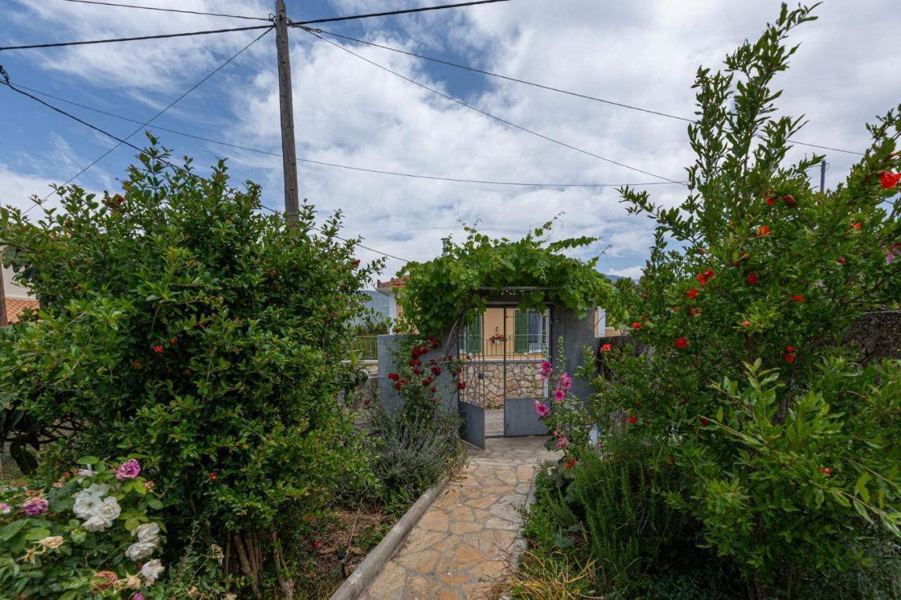 Adonino Residence-The House Of Pomegranates Lakíthra Dış mekan fotoğraf